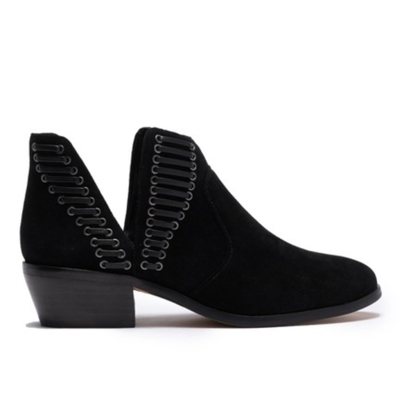 VINCE CAMUTO Prevista Black Suede Booties - Picture 3 of 6